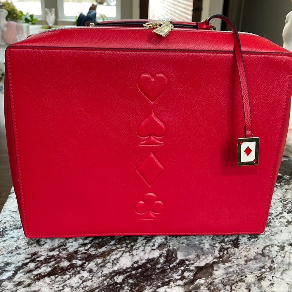 Estée Lauder travel bag